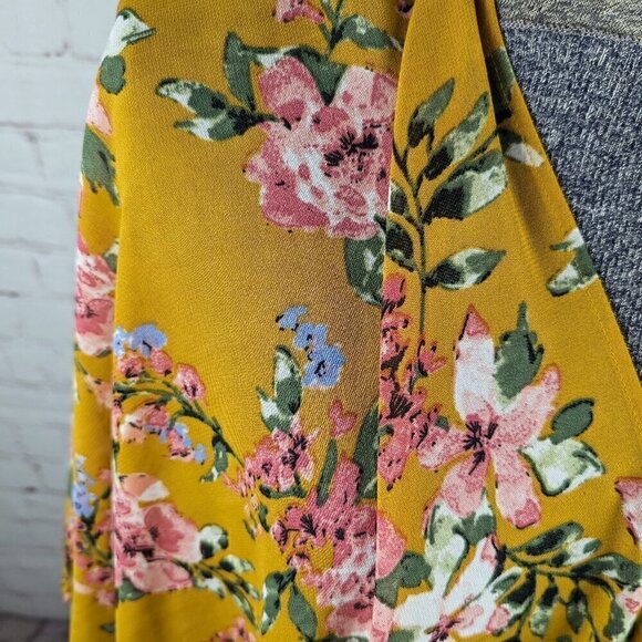 Mustard Yellow Floral Kimono/Wrap w/ Tassels 2X - Picture 2 of 9